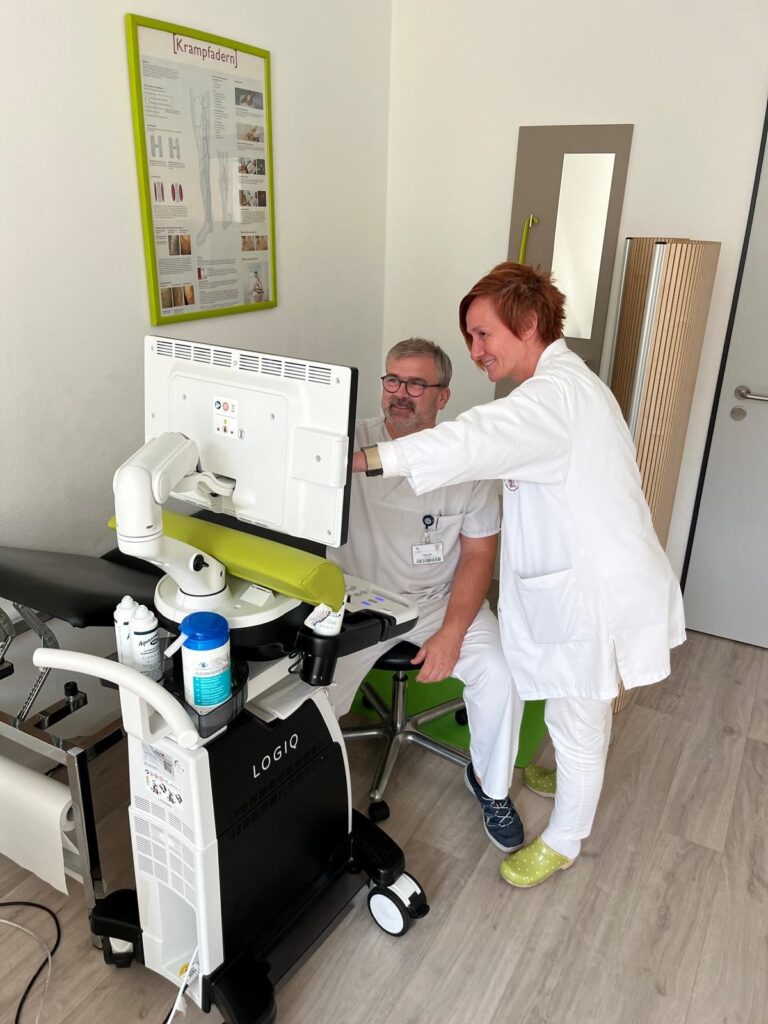 Hospitation Wilko Wolf aus dem Team von Chefarzt Dr. Jäger in Wolfenbüttel